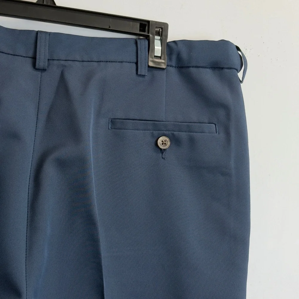 Haggar Mens Navy Blue Flat Front Polyester Casual Golf Shorts Size 38 Expandable